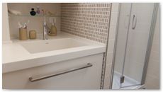 Arredamento: bagno con cassettone