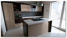 Arredamento: cucina in noce